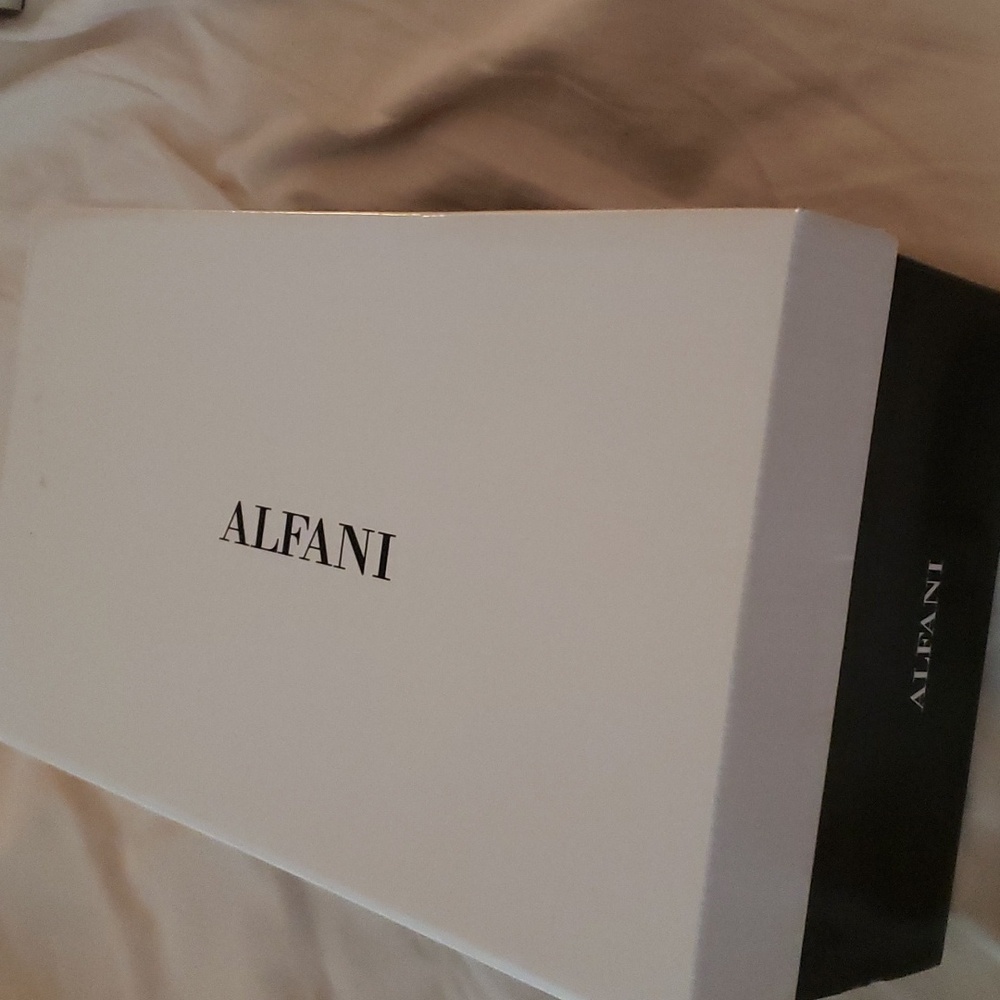 Alfani StepnFlex Navy Blue Sandals - NIB - Picture 5 of 5